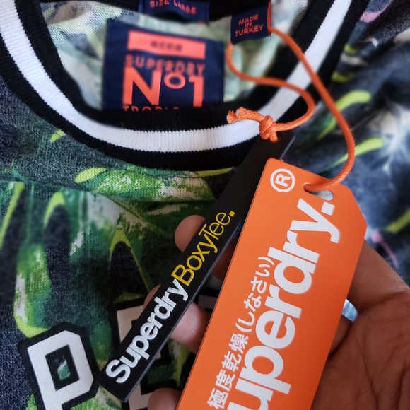 One of a kind Superdry Shirt - Picture 3 of 5